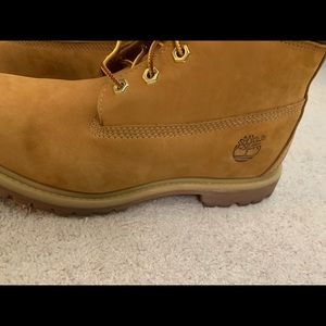 Timberland size 8 boots - authentic.